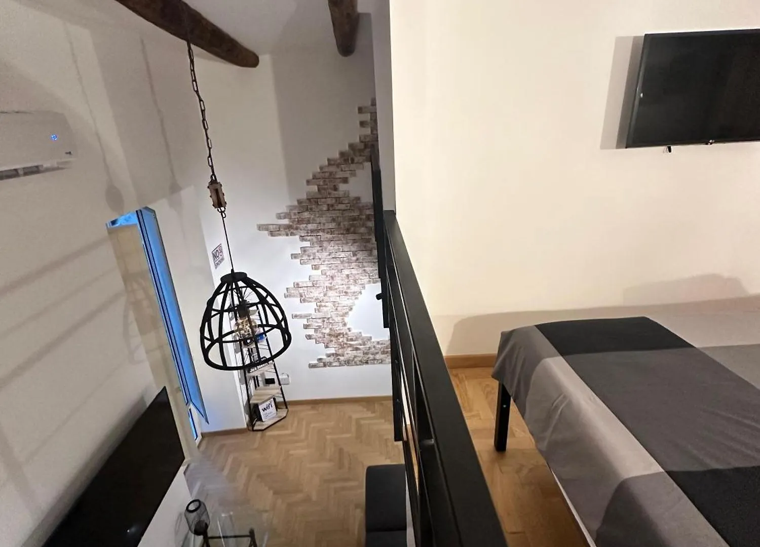 דירות נאפולי Delta Urban Loft