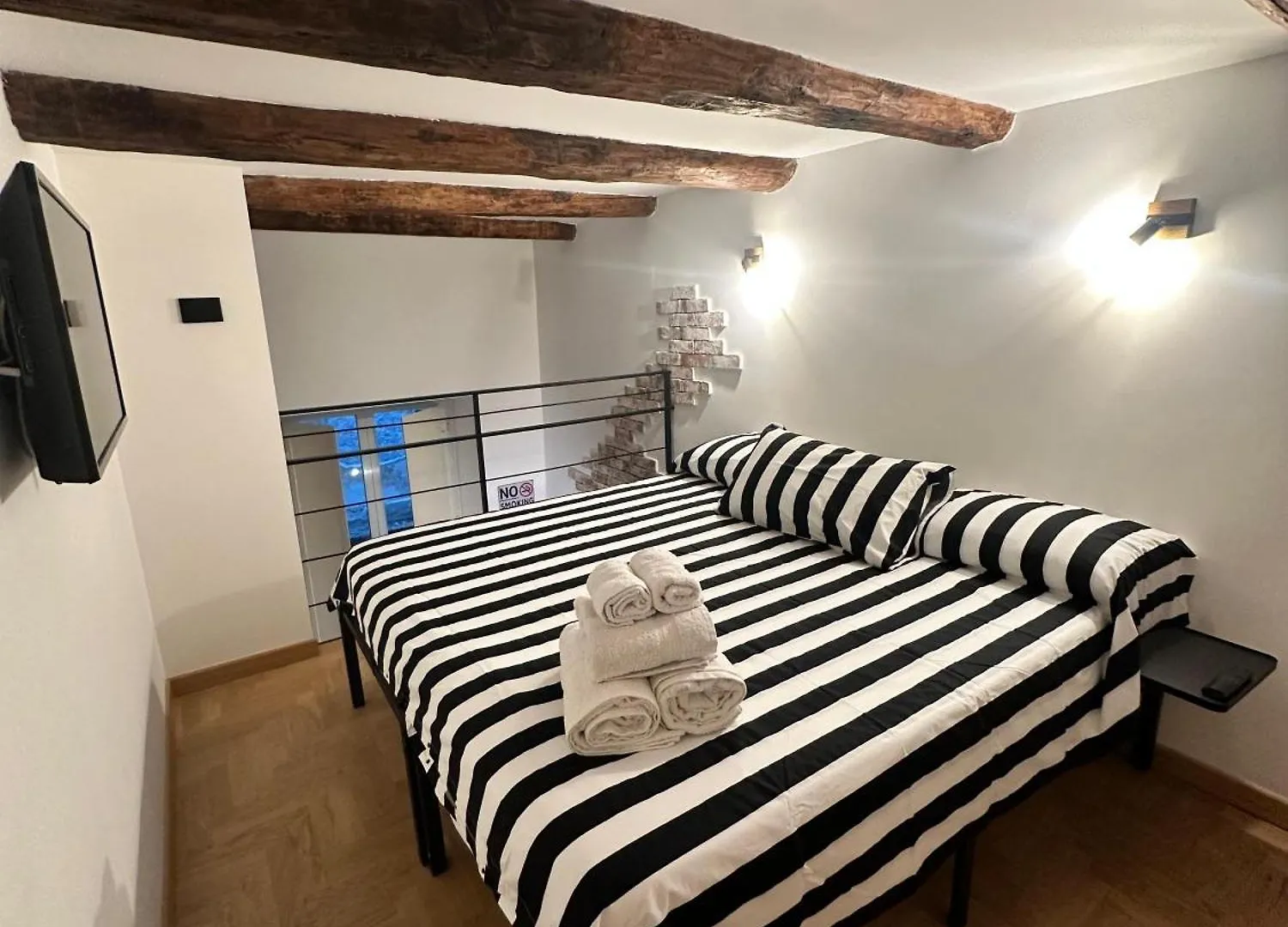 Delta Urban Loft Apartment Naples